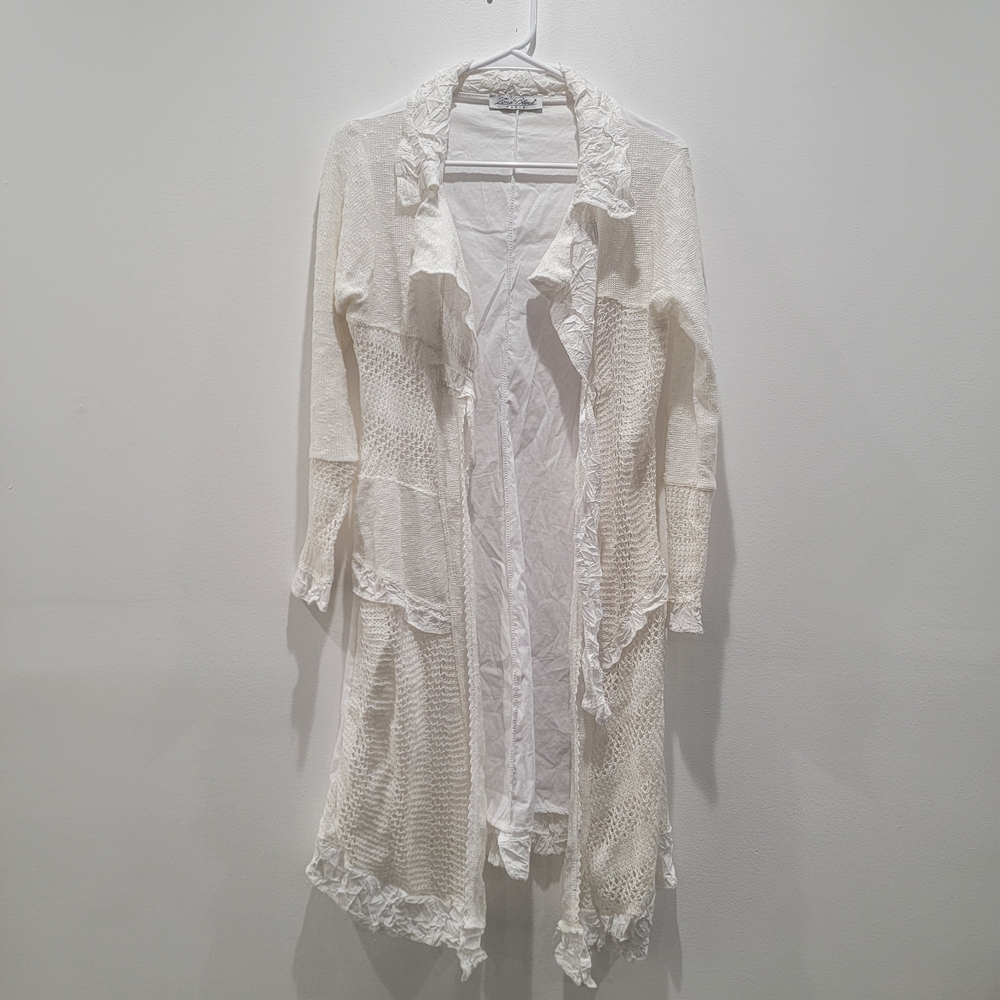 Zone Bleue Paris White And Cream Knit Long Shrug